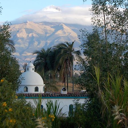 Las Palmeras Inn Otavalo Zewnętrze zdjęcie