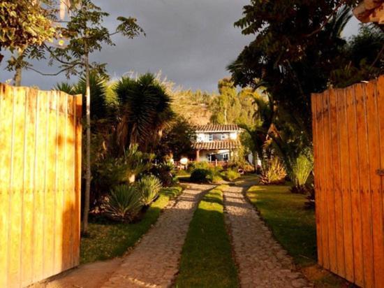Las Palmeras Inn Otavalo Zewnętrze zdjęcie