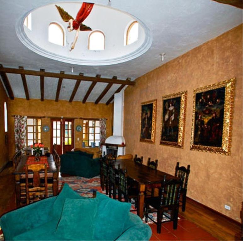 Las Palmeras Inn Otavalo Zewnętrze zdjęcie